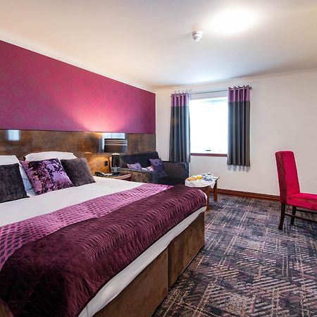 The Victoria Hotel Manchester By Compass Hospitality Oldham Exteriör bild