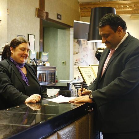 The Victoria Hotel Manchester By Compass Hospitality Oldham Exteriör bild