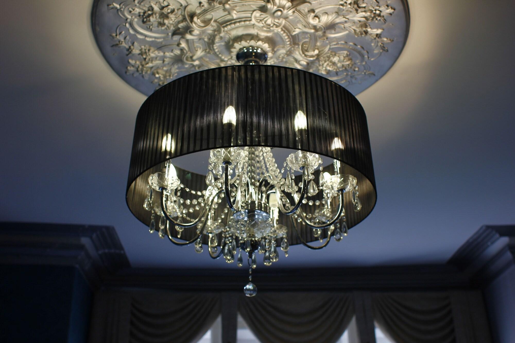 The Victoria Hotel Manchester By Compass Hospitality Oldham Exteriör bild