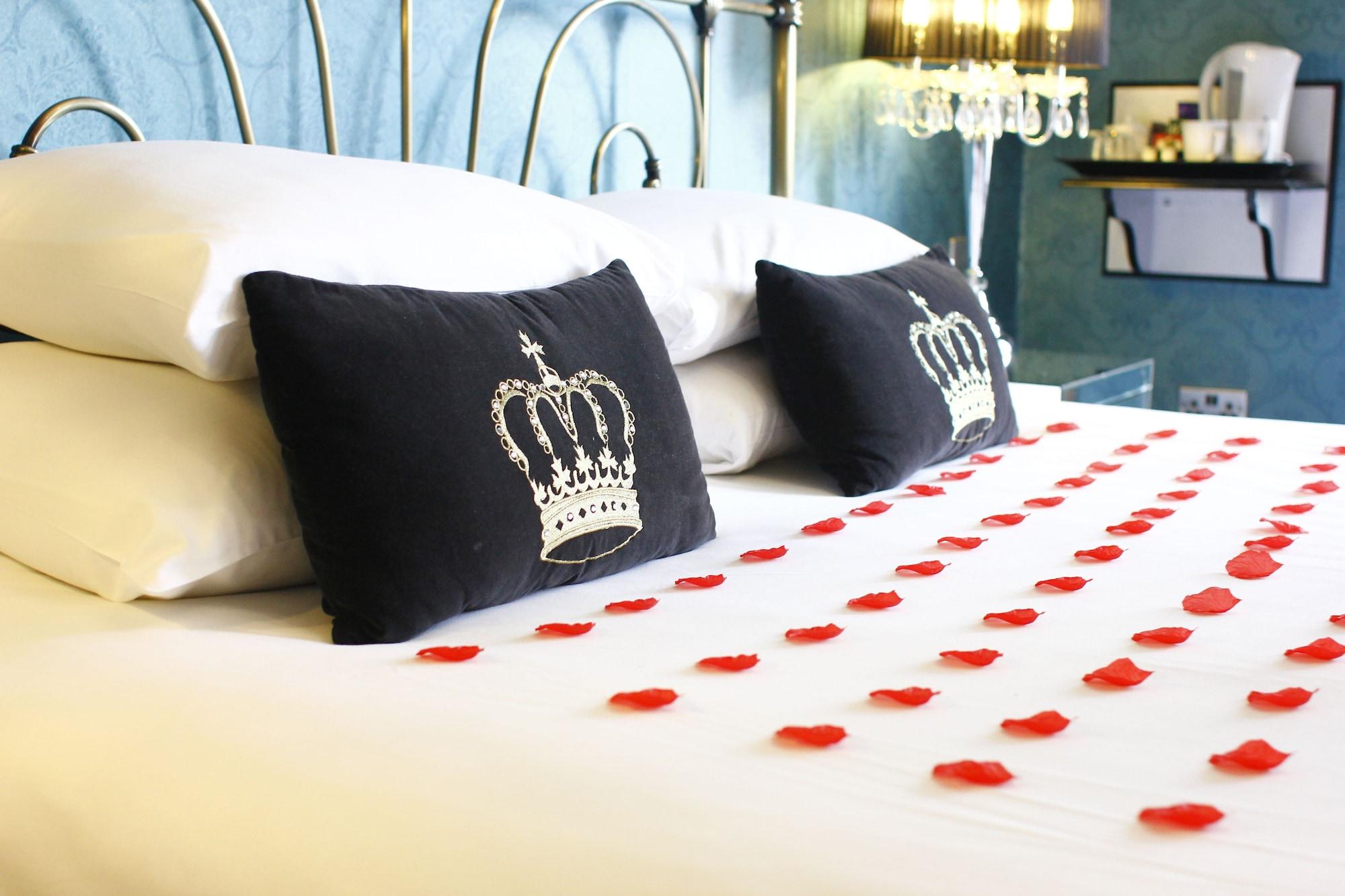 The Victoria Hotel Manchester By Compass Hospitality Oldham Exteriör bild