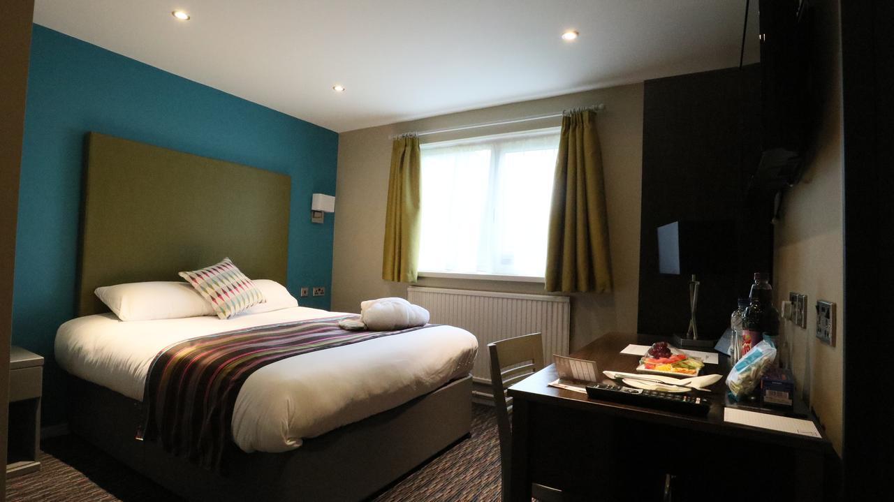 The Victoria Hotel Manchester By Compass Hospitality Oldham Exteriör bild