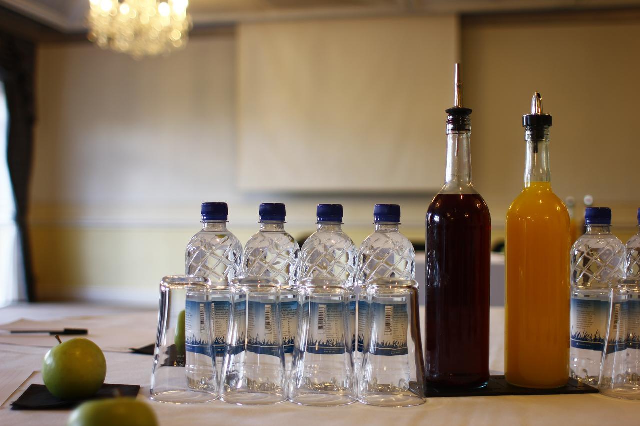 The Victoria Hotel Manchester By Compass Hospitality Oldham Exteriör bild